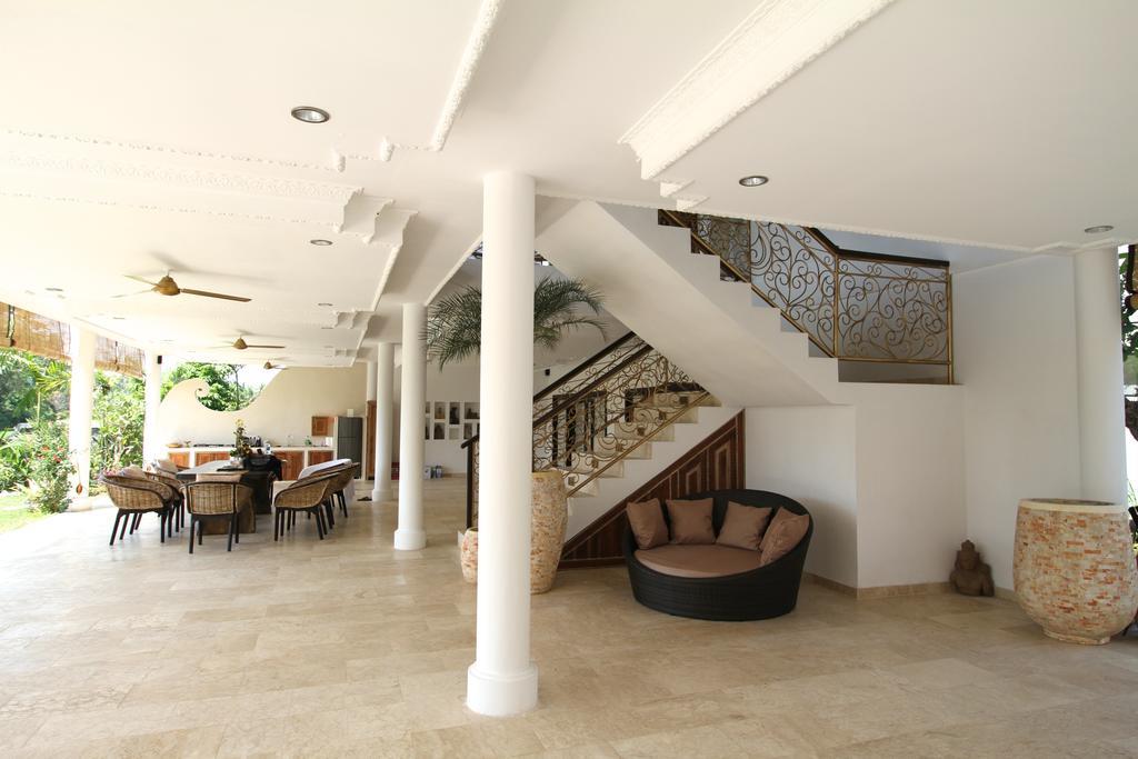 Frangipani Villas Ubud  Exterior photo